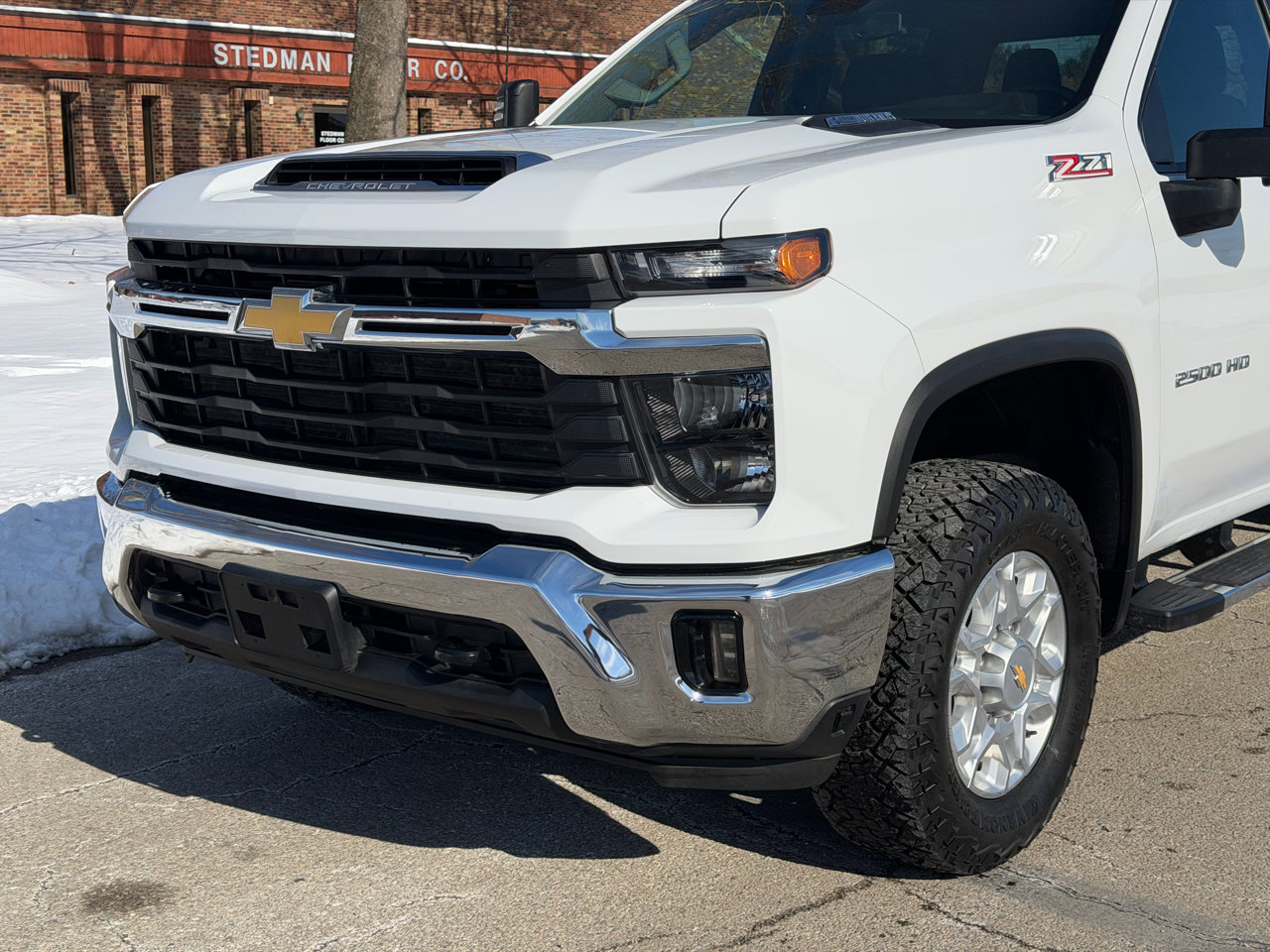 Used 2024 Chevrolet Silverado 2500 LT image 10