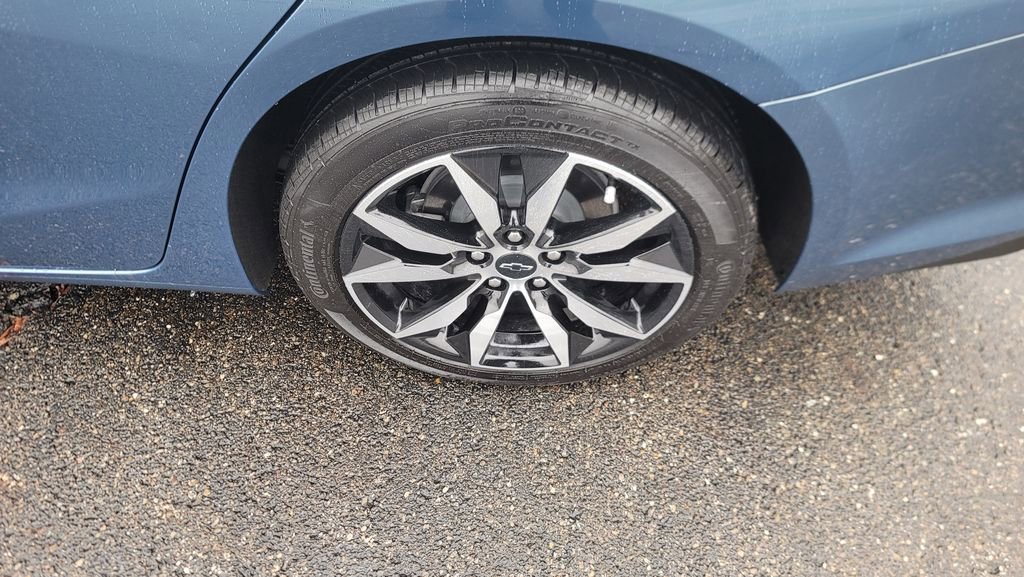 Used 2025 Chevrolet Malibu RS w/ LPO, Floor Liner Package image 8