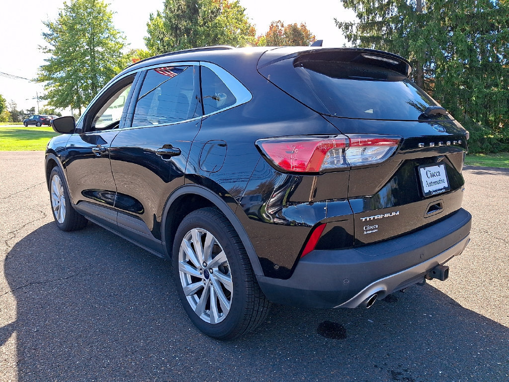 Used 2022 Ford Escape Titanium w/ Titanium Elite Package AWD/4WD image 8