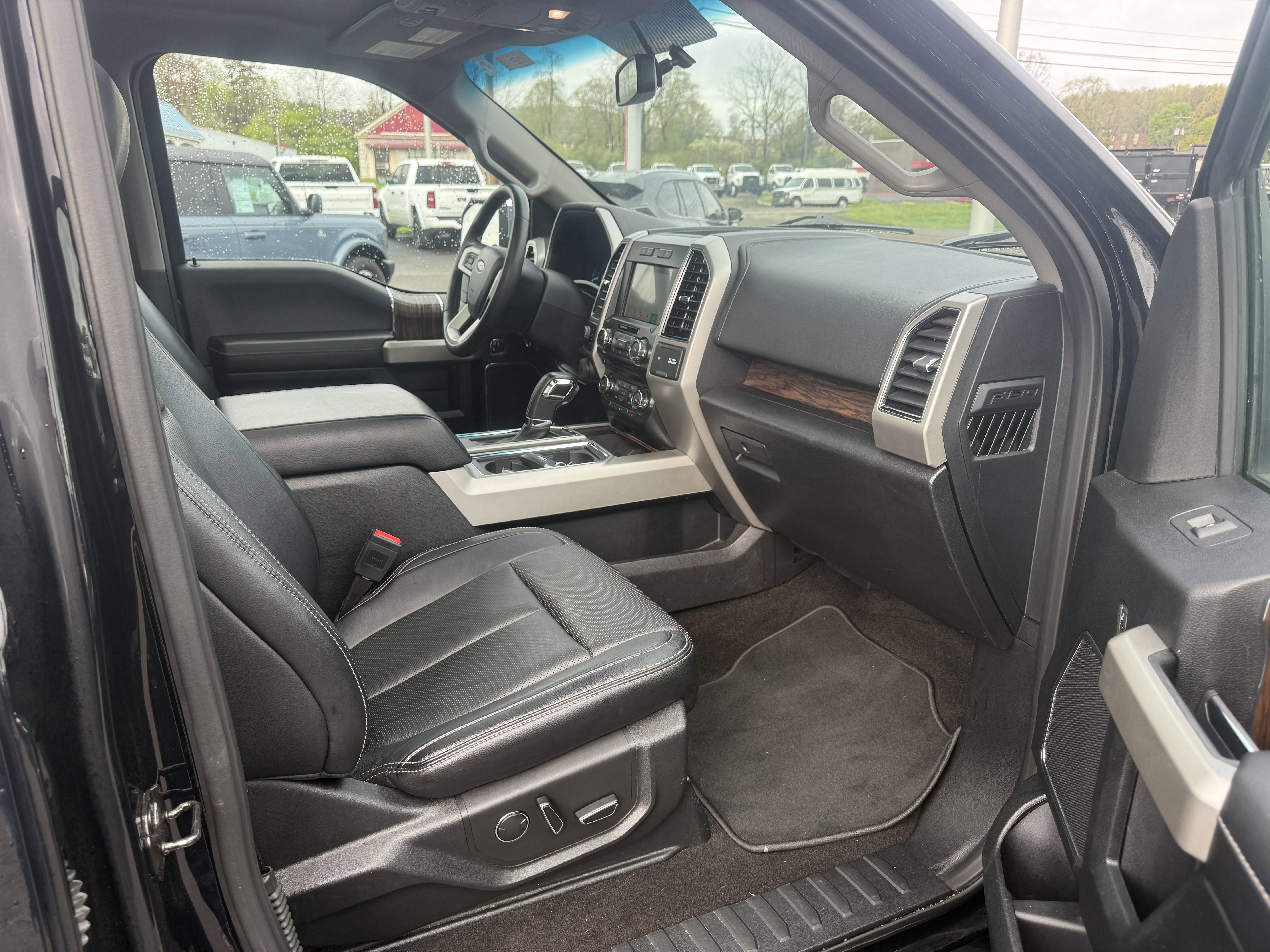 Used 2018 Ford F150 Lariat AWD/4WD image 11