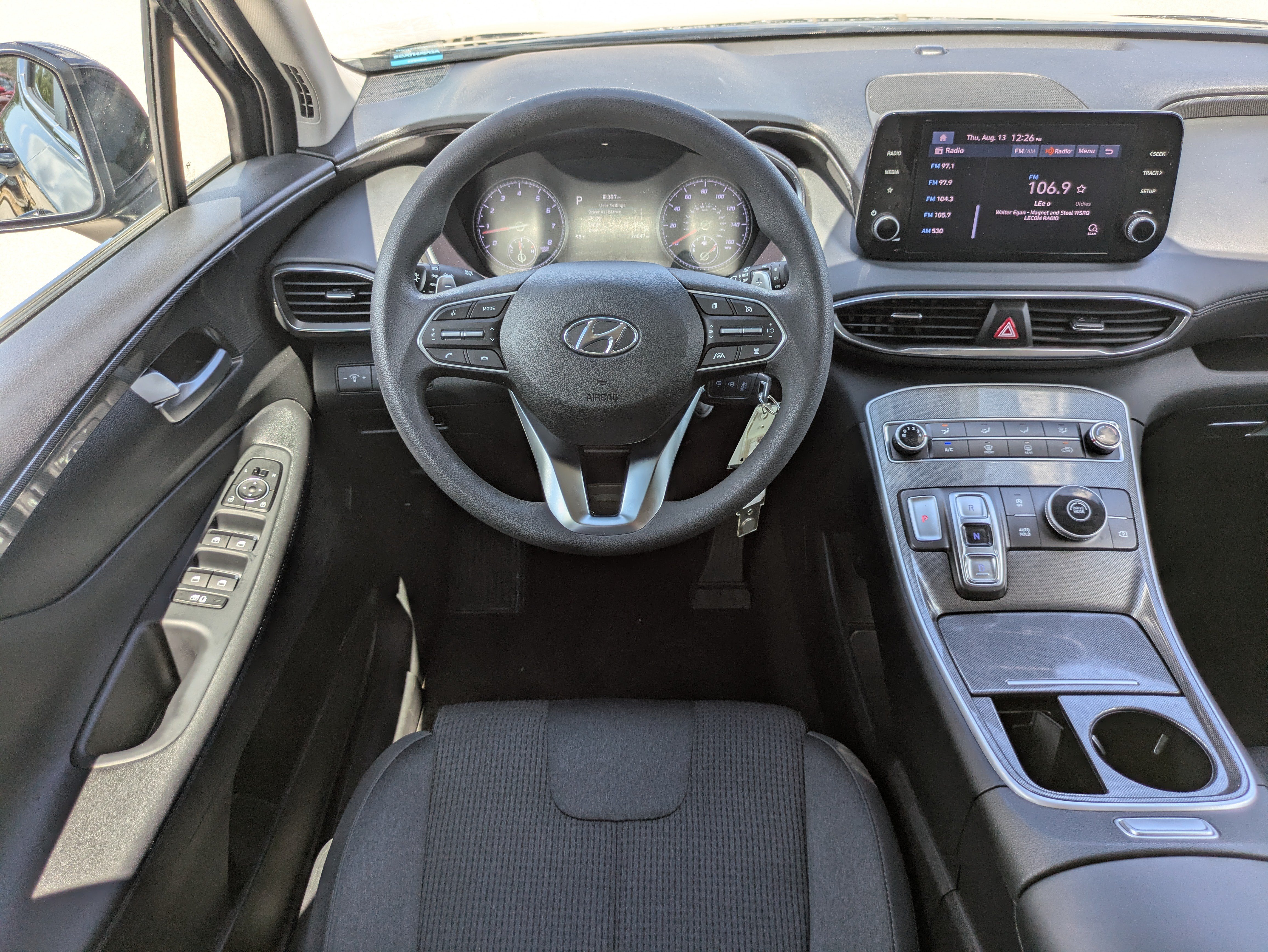 Used 2023 Hyundai Santa Fe SE FWD image 16