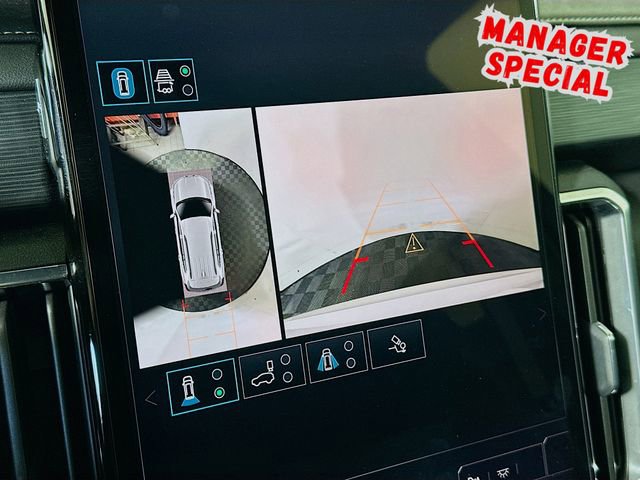 Used 2025 GMC Acadia Elevation image 17