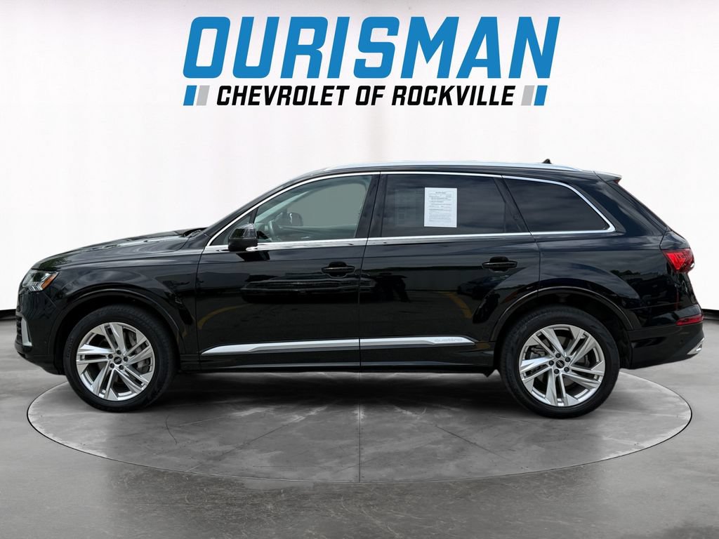 Used 2023 Audi Q7 3.0T Premium w/ Convenience Package AWD/4WD image 3