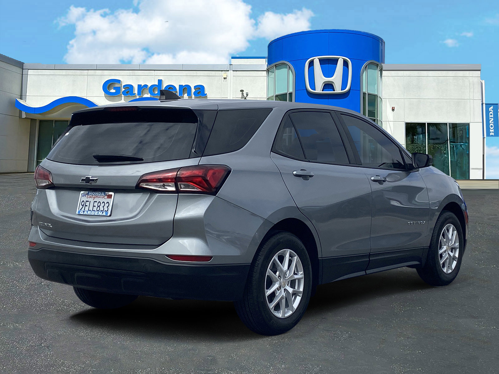 Used 2023 Chevrolet Equinox LS image 6