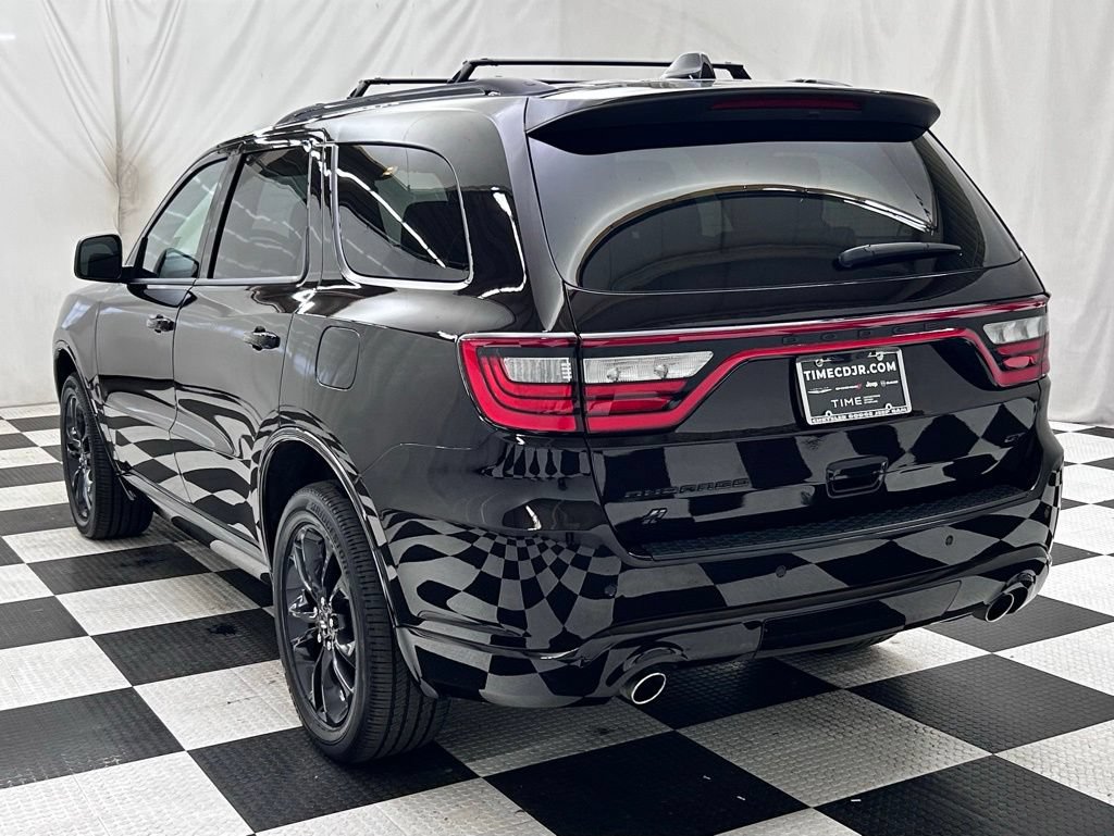 Used 2023 Dodge Durango GT w/ Blacktop Package AWD/4WD image 5
