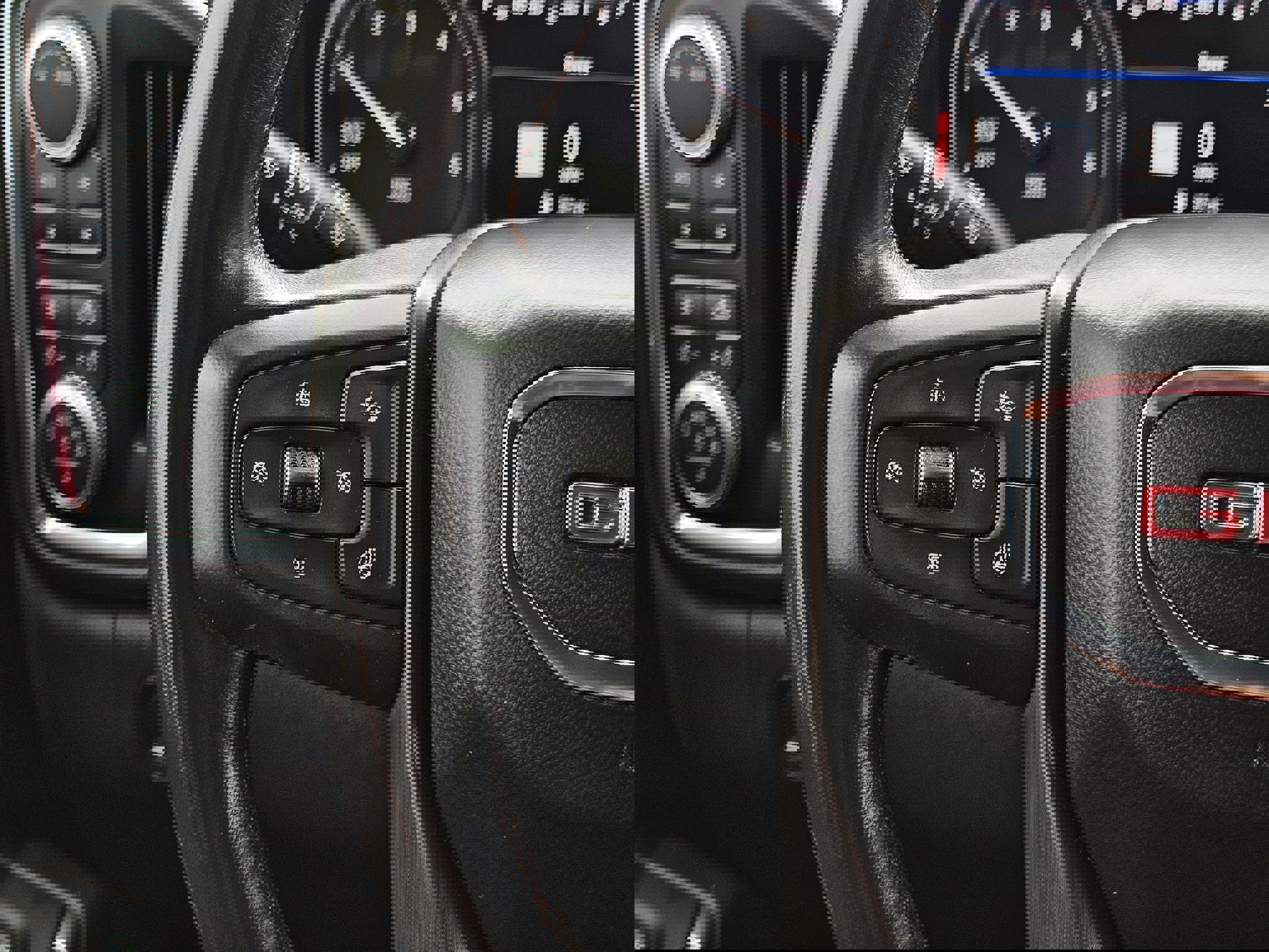 Used 2020 GMC Sierra 1500 AT4 w/ AT4 Premium Package image 16