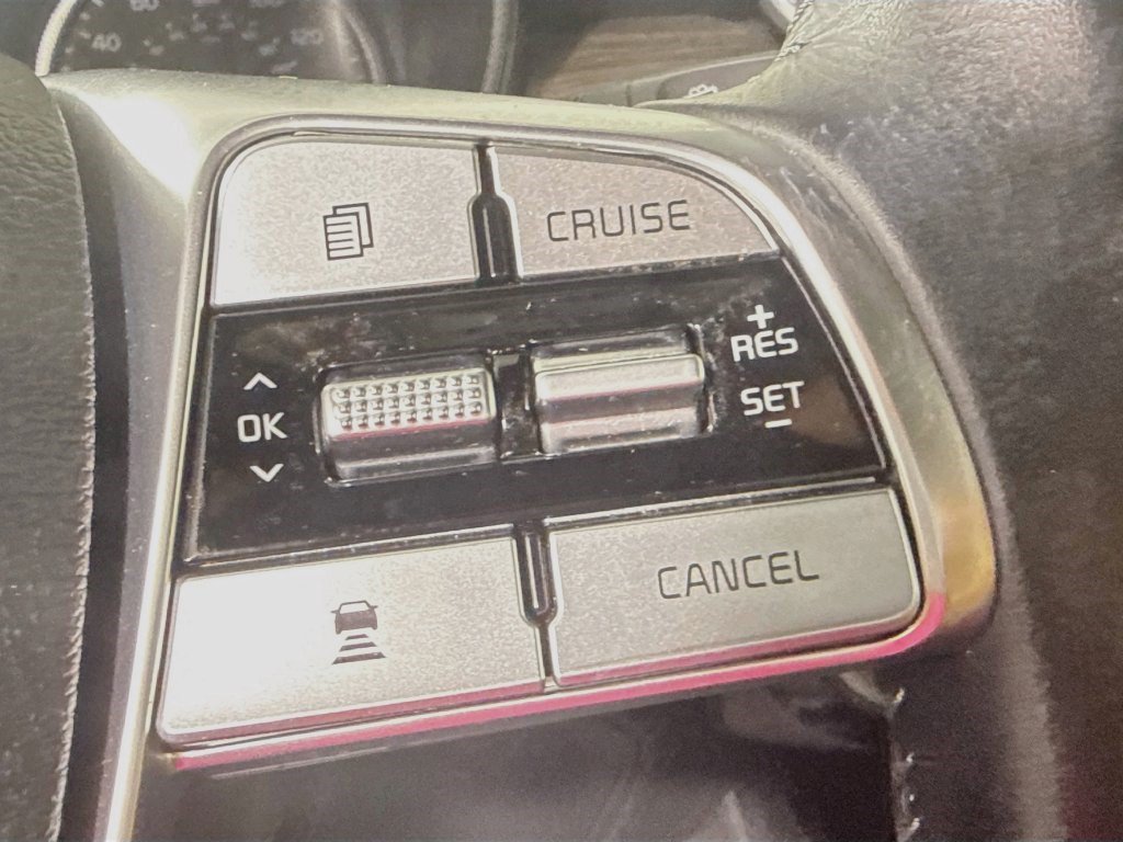 Used 2022 Kia Telluride SX w/ Towing Package FWD image 14