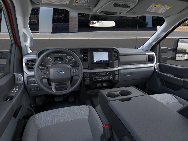 New 2025 Ford F550 4x4 Crew Cab Super Duty w/ XLT Value Package image 9