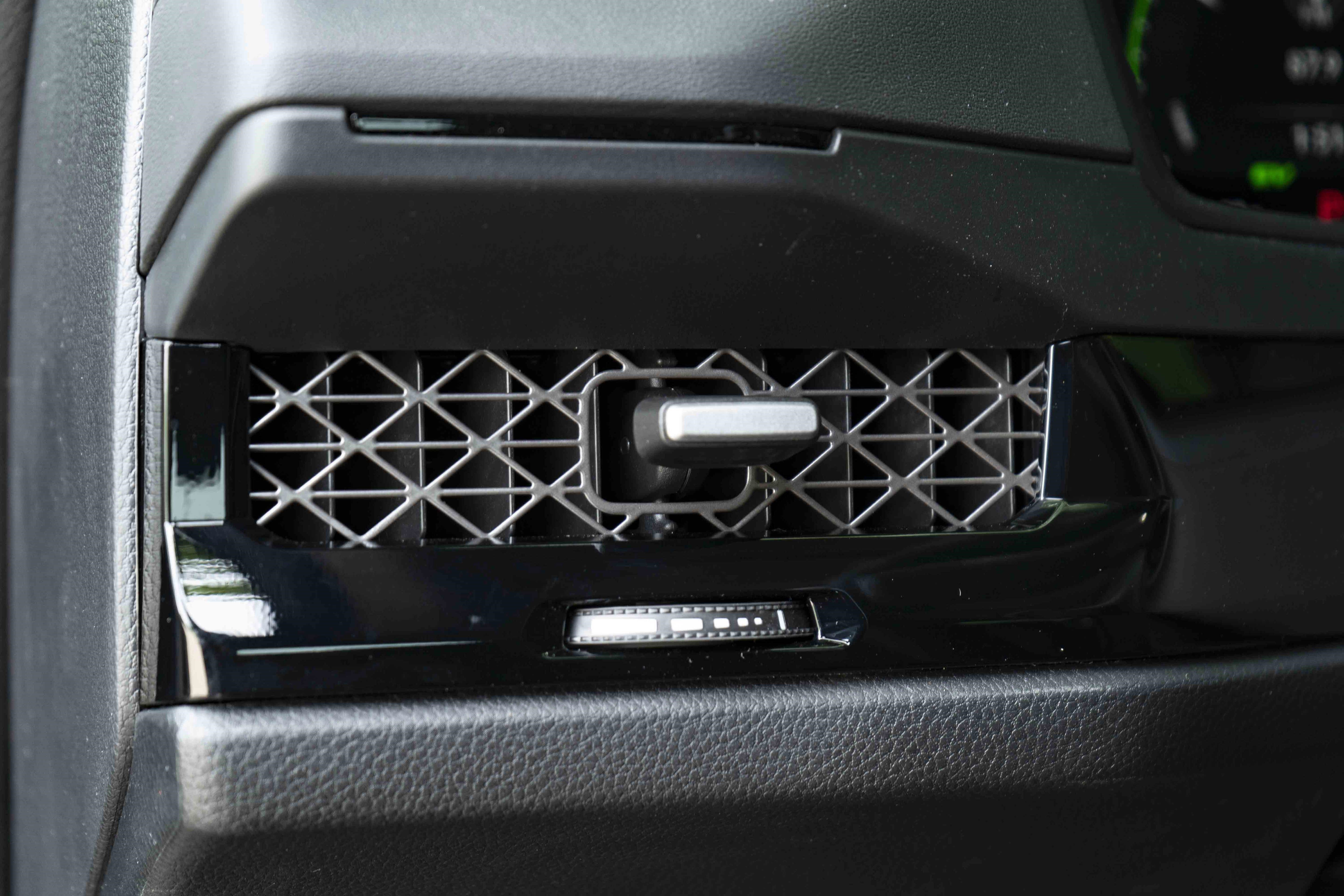 Used 2026 Honda Accord EX-L image 40