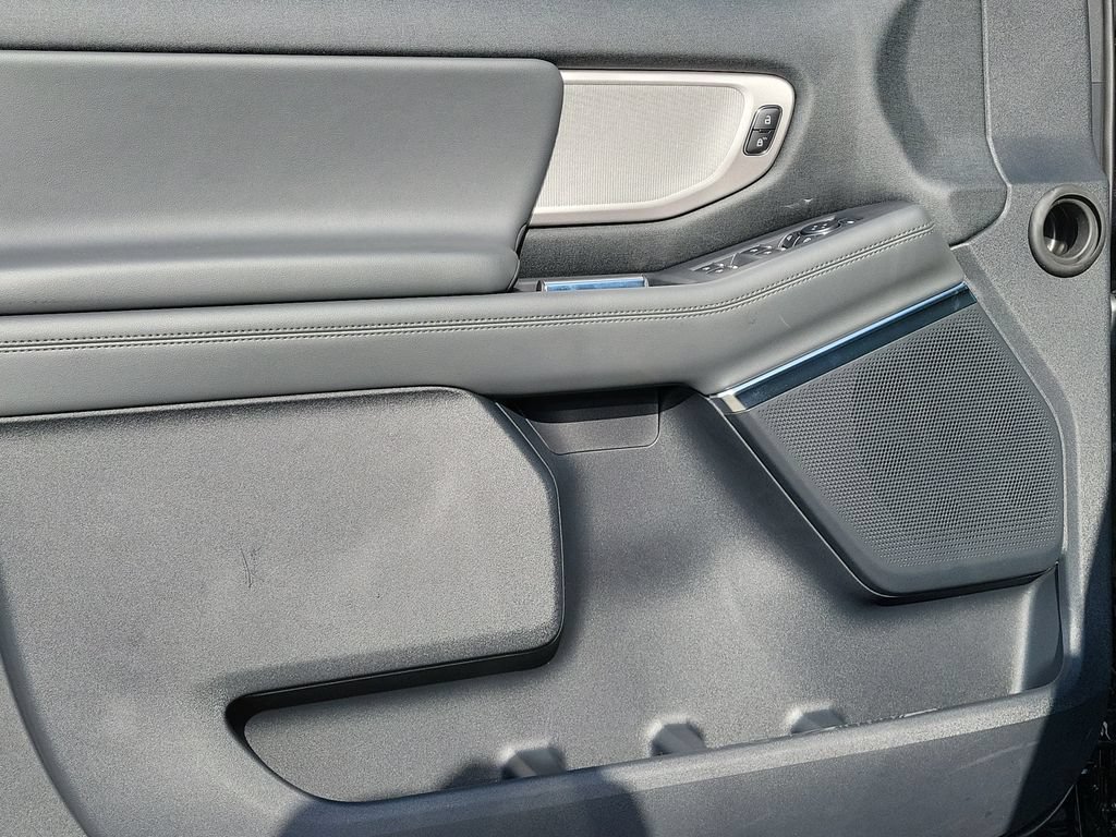 New 2026 Ford Expedition Active RWD image 12