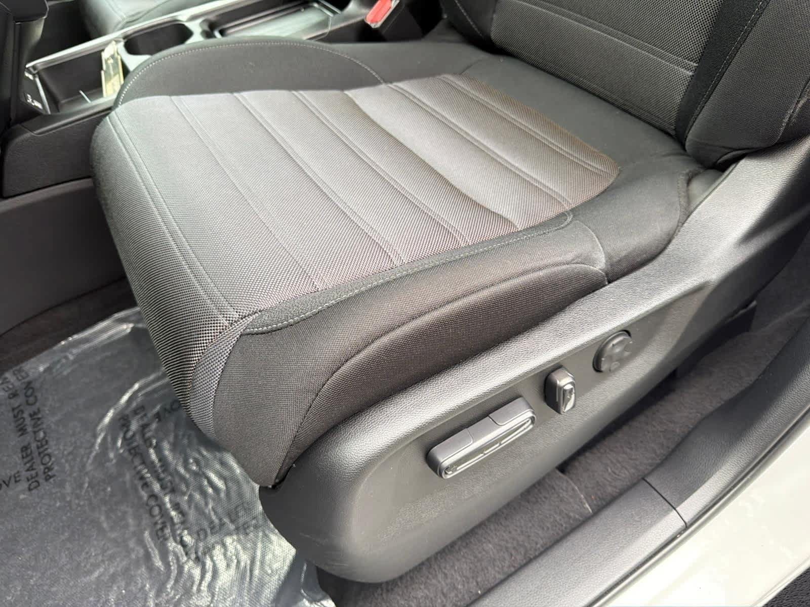 Used 2022 Honda CR-V EX image 16