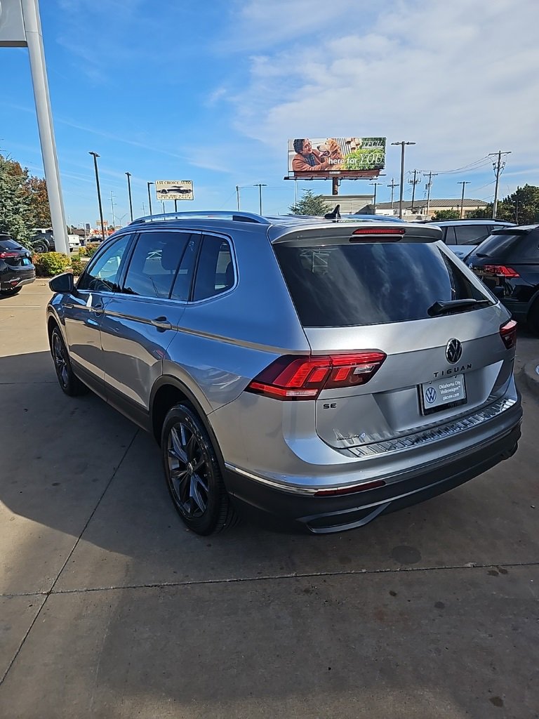 Used 2022 Volkswagen Tiguan SE image 7