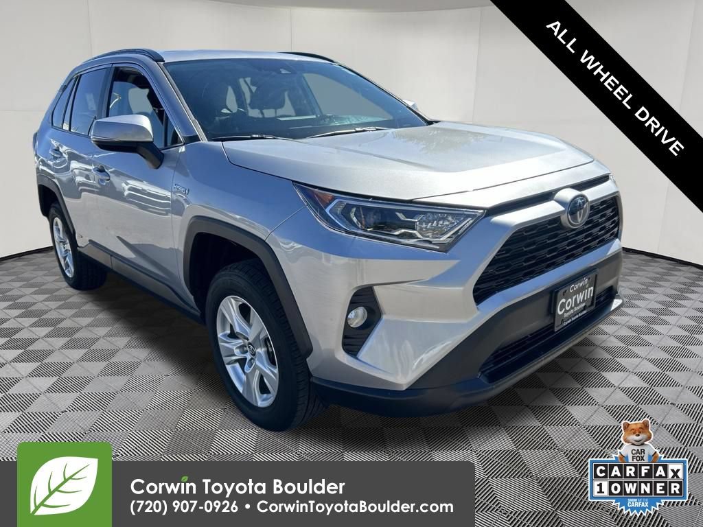 Used 2020 Toyota RAV4 XLE w/ XLE Grade Weather Package AWD/4WD image 1