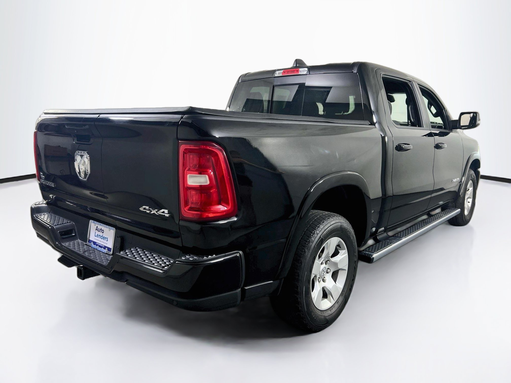 Used 2025 RAM 1500 Big Horn AWD/4WD image 5