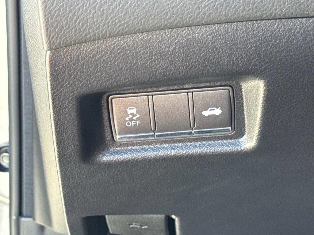 Certified 2022 INFINITI Q60 3.0t Luxe w/ Cargo Package image 30