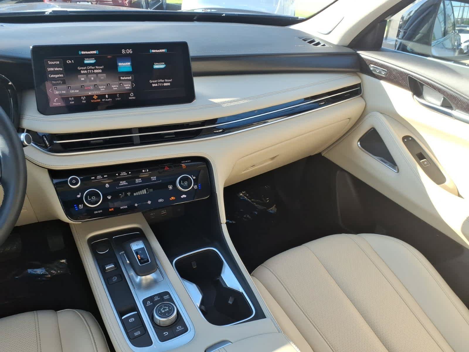 Certified 2025 INFINITI QX60 Sensory w/ Vision Package AWD/4WD image 15