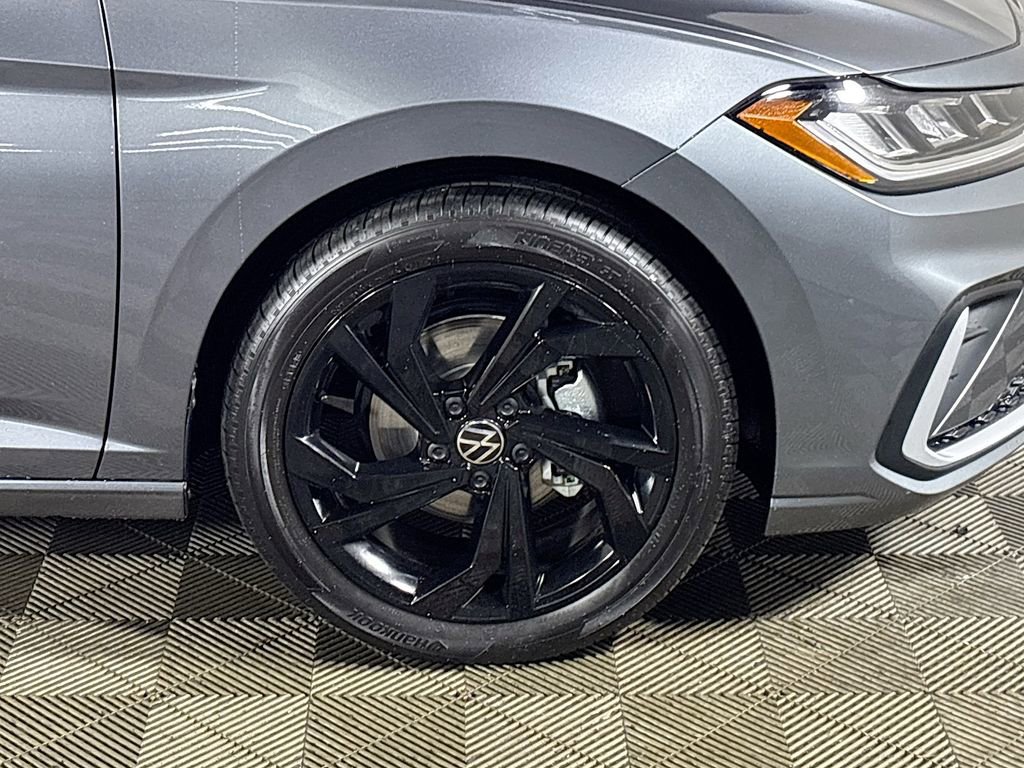 New 2026 Volkswagen Jetta SE image 23