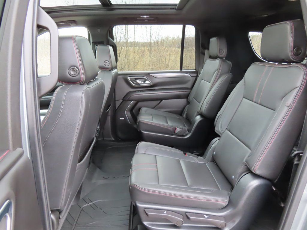 Certified 2023 Chevrolet Suburban RST w/ Luxury Package image 26