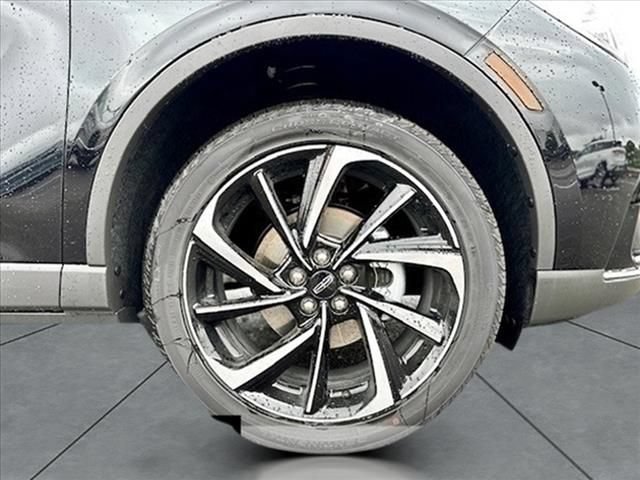 New 2024 Lincoln Corsair Reserve w/ Equipment Group 201A AWD/4WD image 4