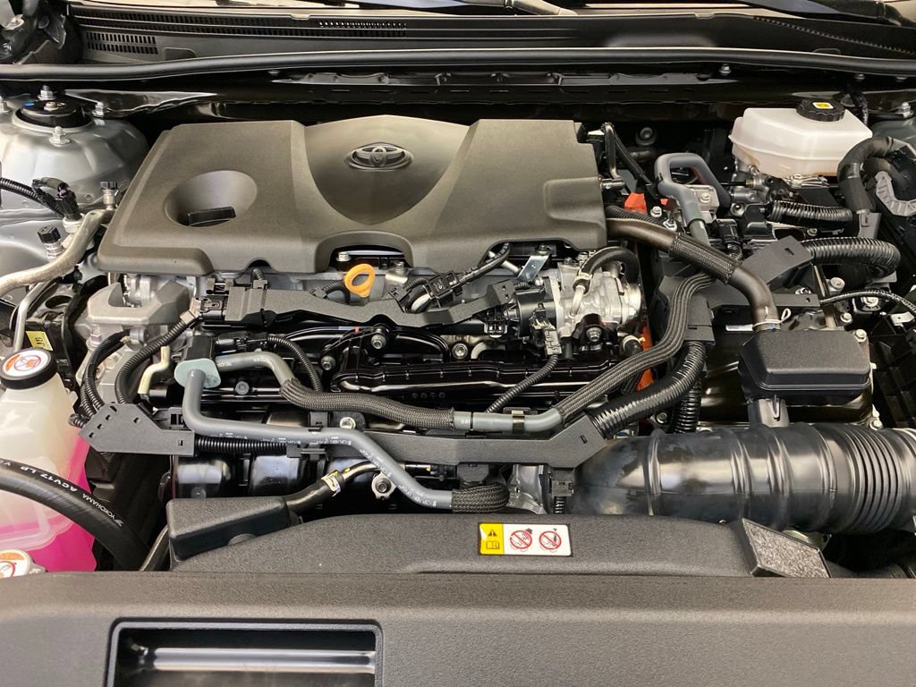 Used 2025 Toyota Camry SE w/ Convenience Package FWD image 26