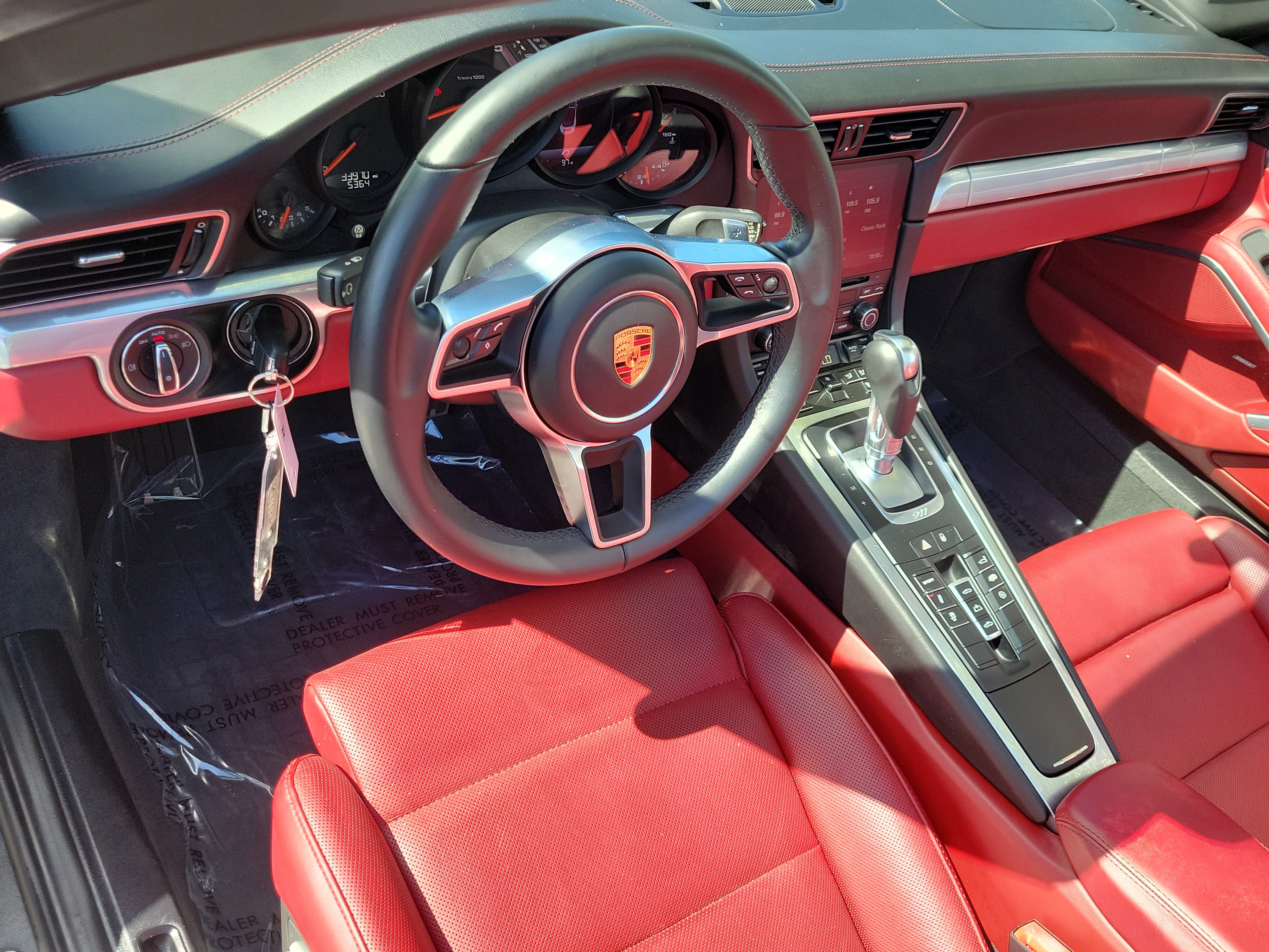 Used 2018 Porsche 911 Carrera 4 AWD/4WD image 16