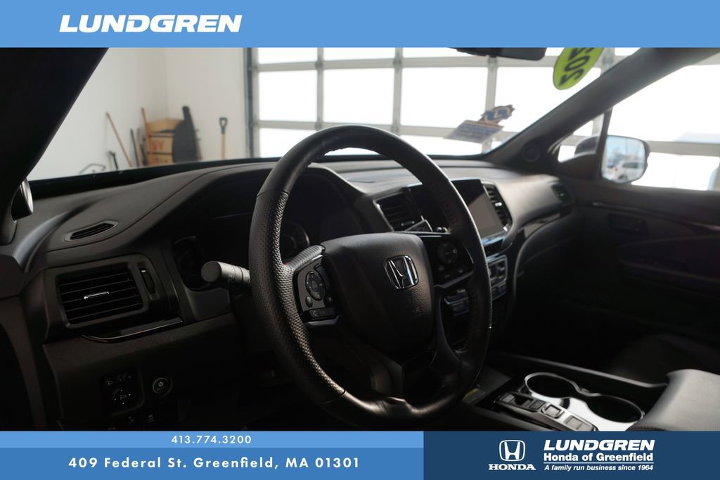 Used 2024 Honda Passport Black Edition image 10