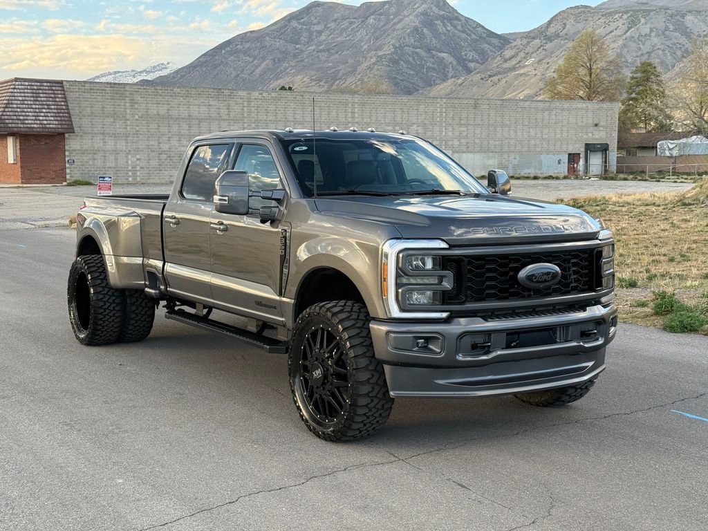 Used 2026 Ford F350 Lariat AWD/4WD image 2