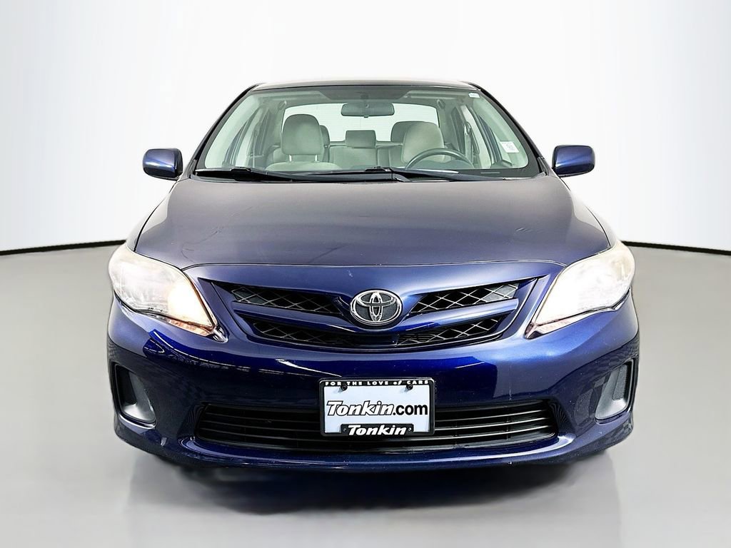 Used 2013 Toyota Corolla L FWD image 3