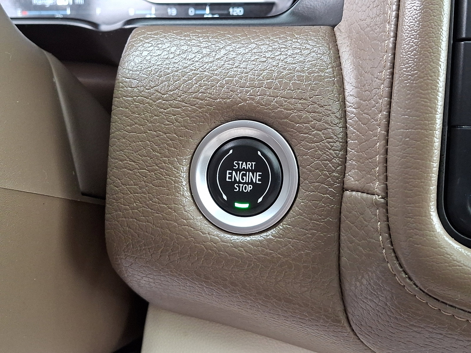 Certified 2022 GMC Yukon Denali w/ Denali Premium Package image 24