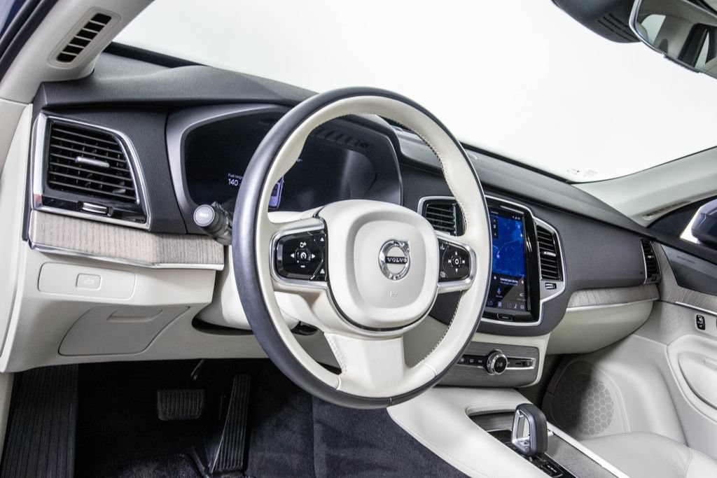 Used 2024 Volvo XC90 B5 Plus w/ Protection Package Premier AWD/4WD image 20