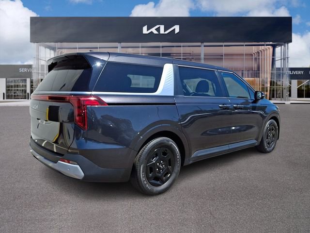 Used 2025 Kia Carnival FWD image 6