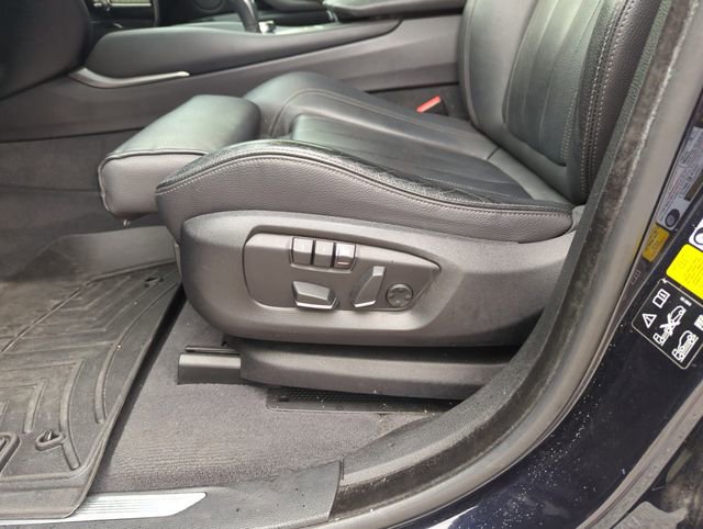 Used 2019 BMW X6 xDrive35i w/ M Sport Package AWD/4WD image 12