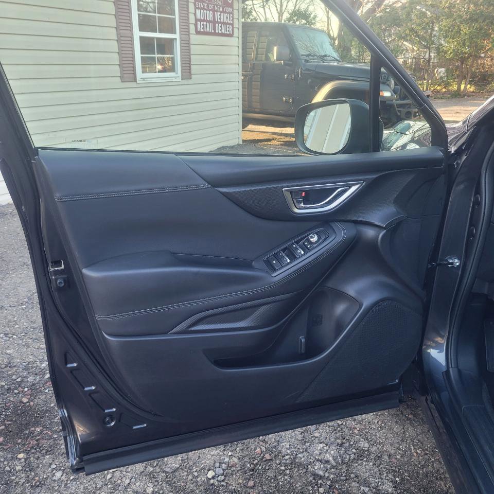 Used 2019 Subaru Forester Premium w/ All-Weather Package image 10