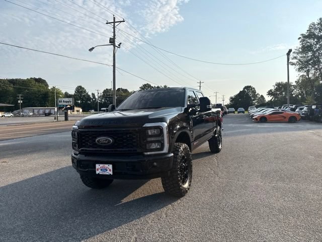 Used 2025 Ford F350 Lariat w/ Lariat Ultimate Package AWD/4WD image 7