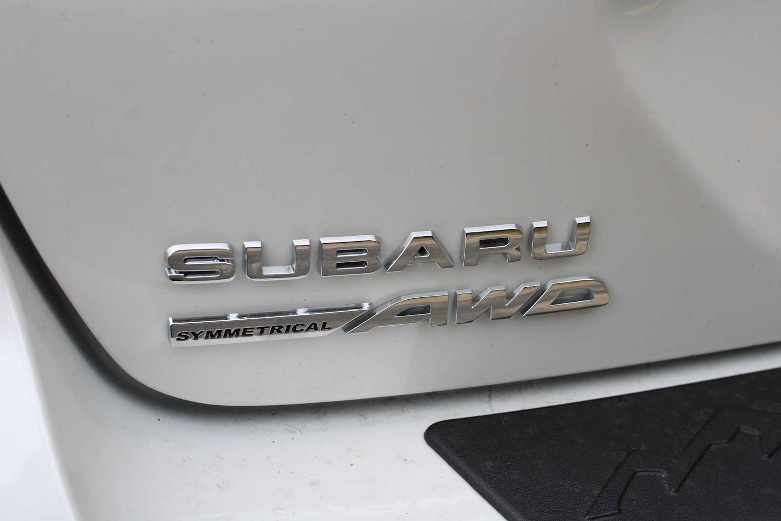 New 2025 Subaru Crosstrek 2.5i Limited w/ Crosstrek Mirror Package image 8