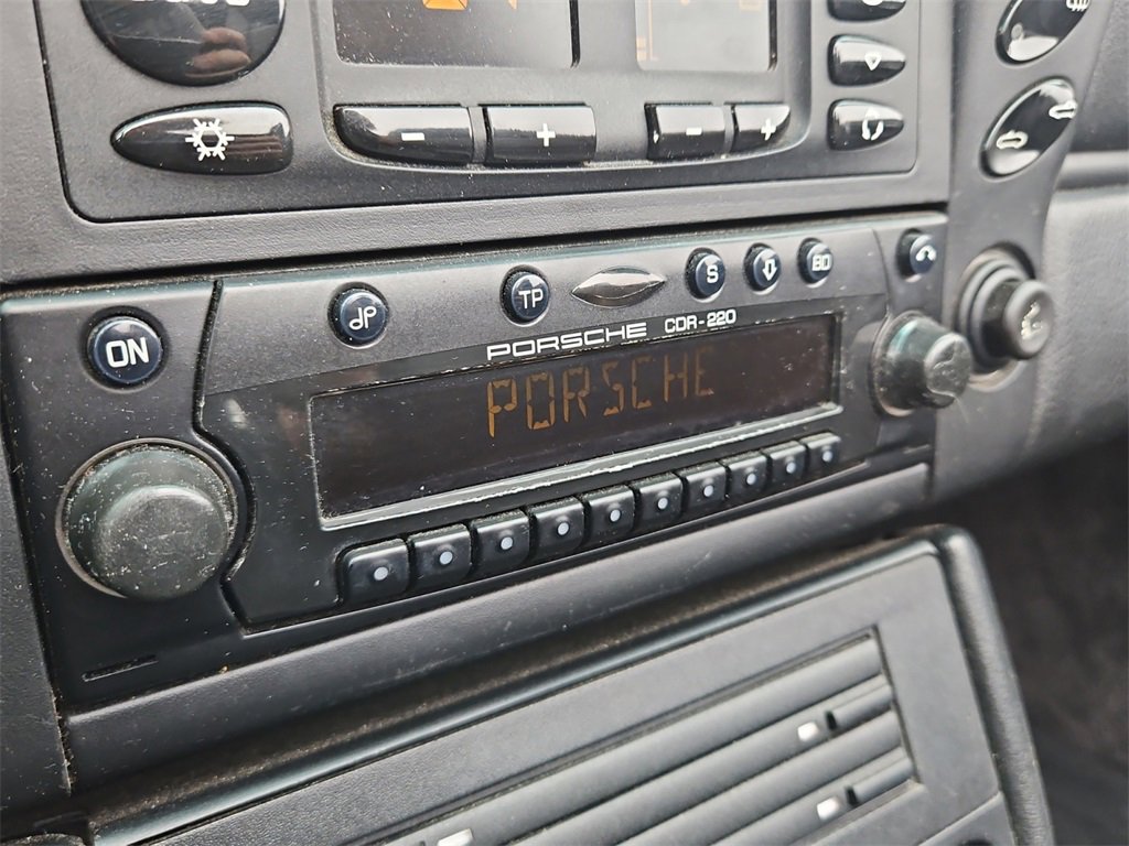 Used 2000 Porsche Boxster image 18