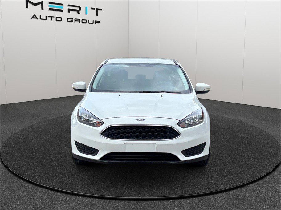 Used 2017 Ford Focus SE FWD image 3