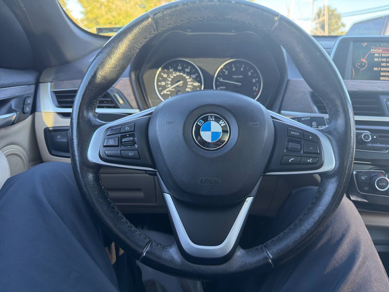 Used 2017 BMW X1 xDrive28i AWD/4WD image 21