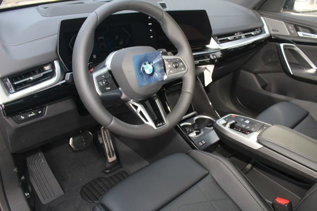 New 2026 BMW X2 xDrive28i w/ Technology Package image 12