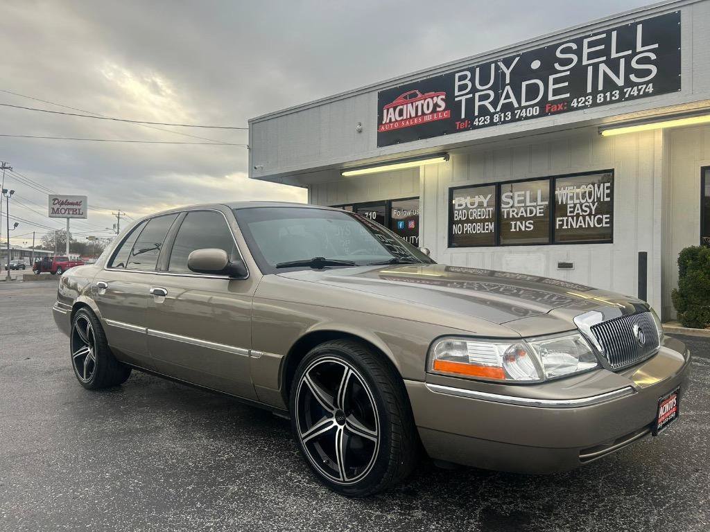 Used 2003 Mercury Grand Marquis LSE RWD image 2