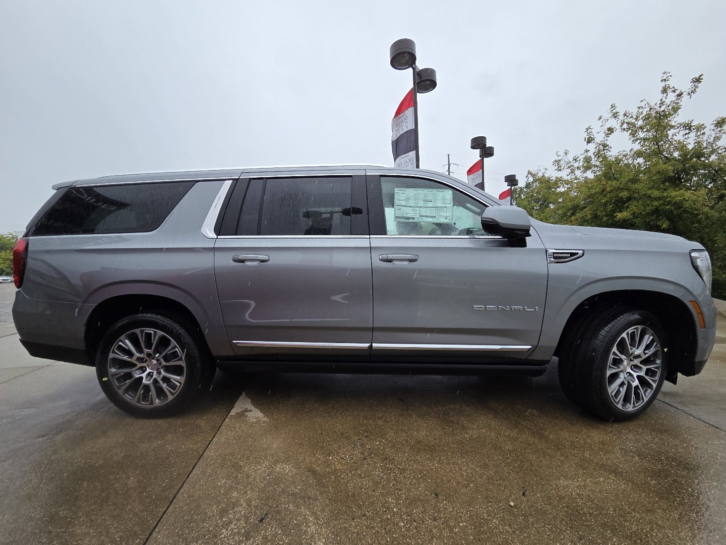 New 2026 GMC Yukon XL Denali w/ Denali Reserve Package AWD/4WD image 21