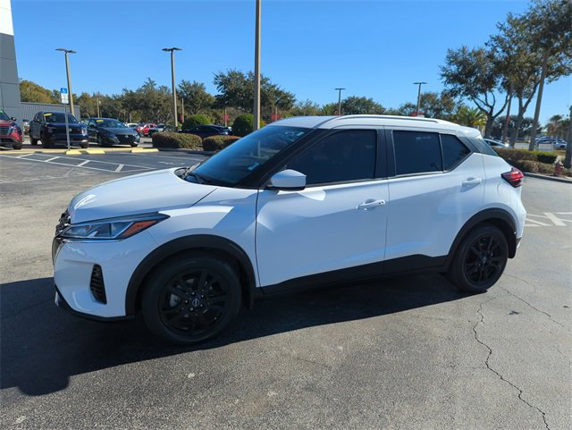 Used 2024 Nissan Kicks SV image 13