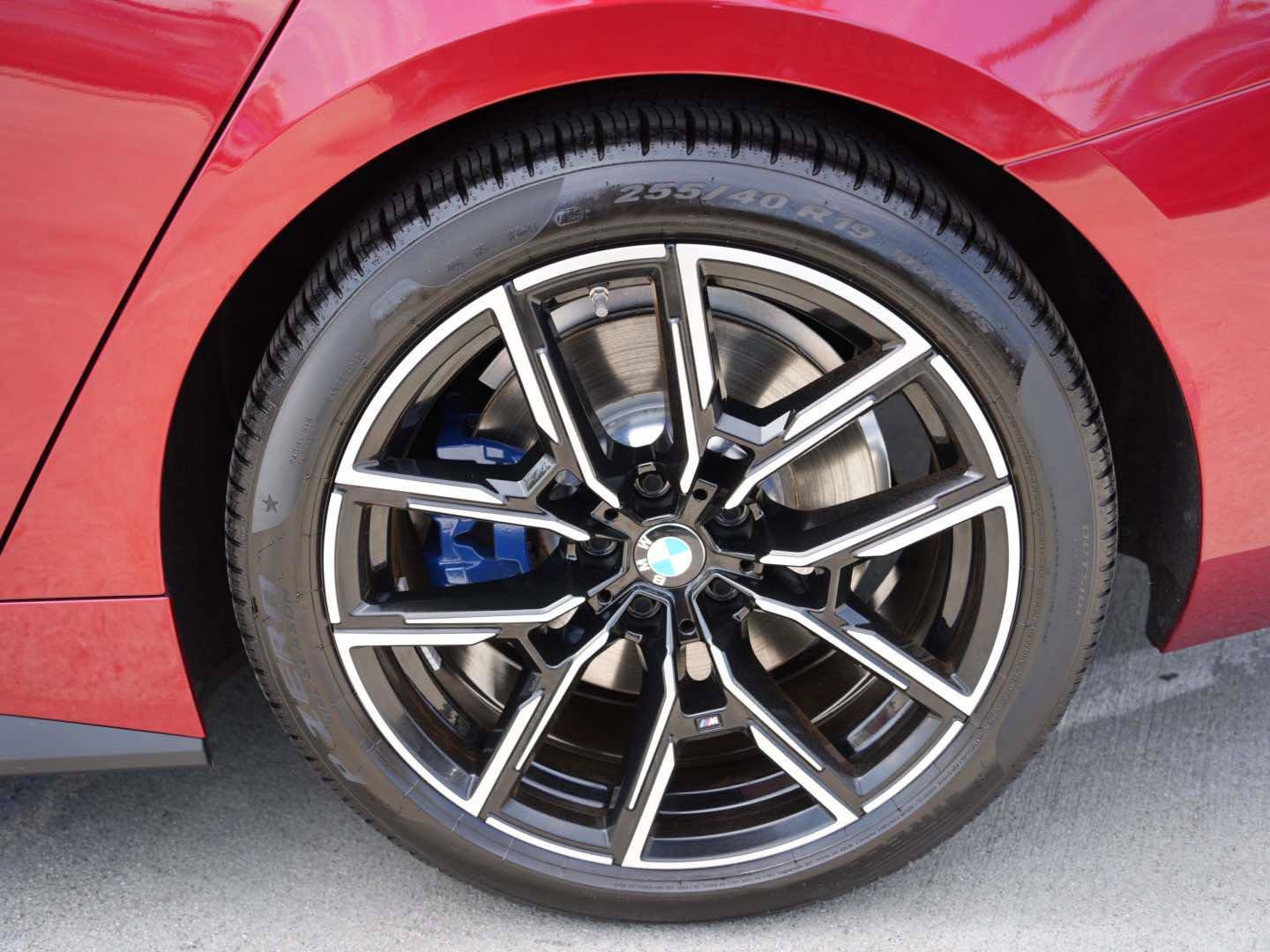 Used 2025 BMW M440i RWD image 6