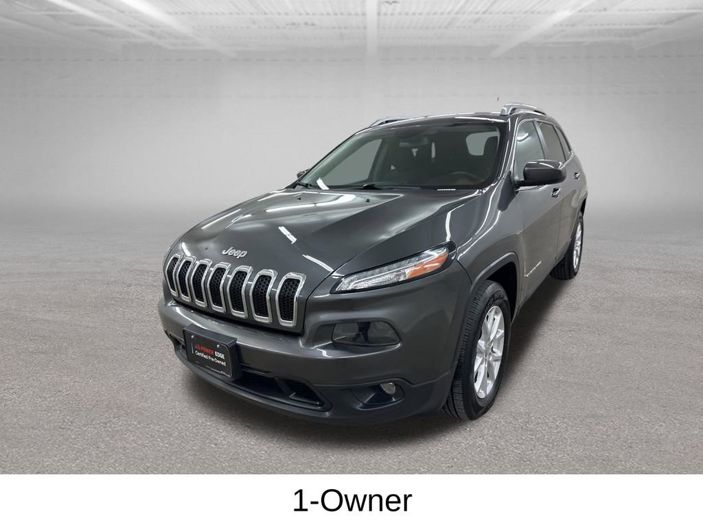 Used 2017 Jeep Cherokee Latitude w/ Cold Weather Group image 8
