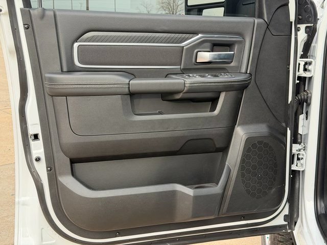 New 2026 RAM 2500 Big Horn AWD/4WD image 22