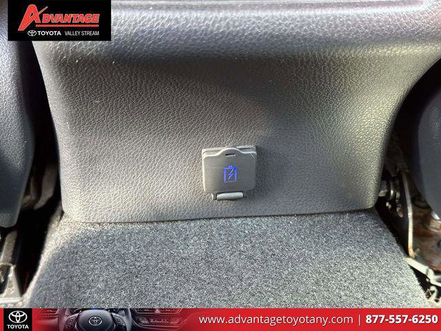 Certified 2024 Toyota Camry XSE w/ Navigation Package image 14