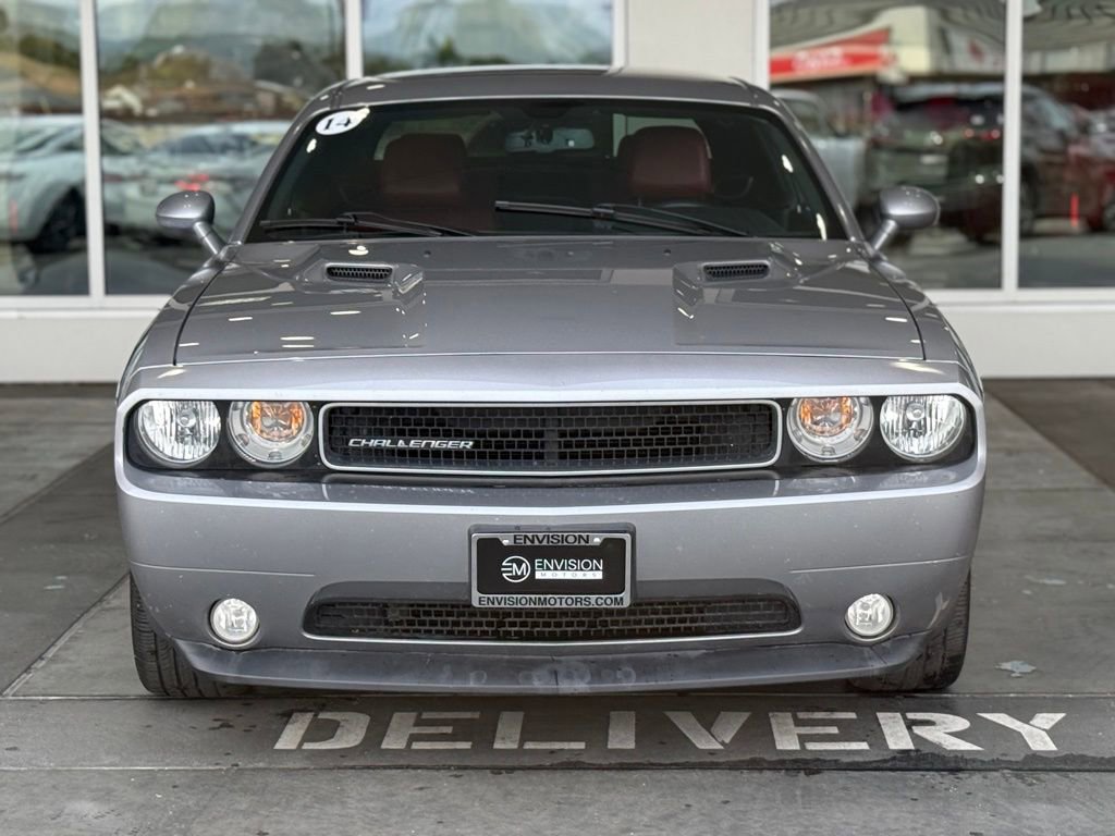 Used 2014 Dodge Challenger SXT Plus RWD image 4