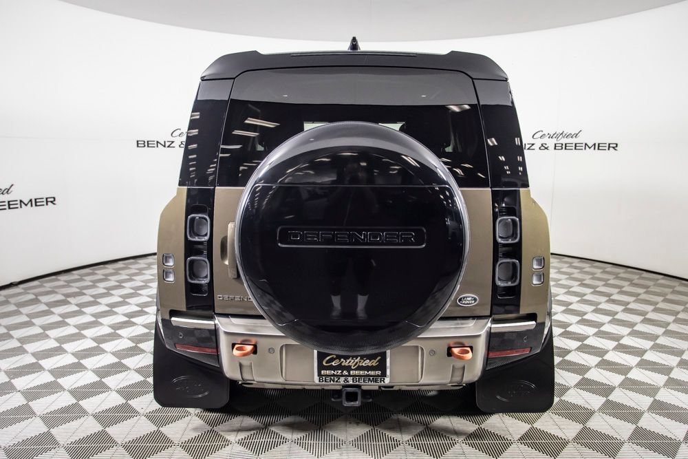 Used 2022 Land Rover Defender 90 X AWD/4WD image 7
