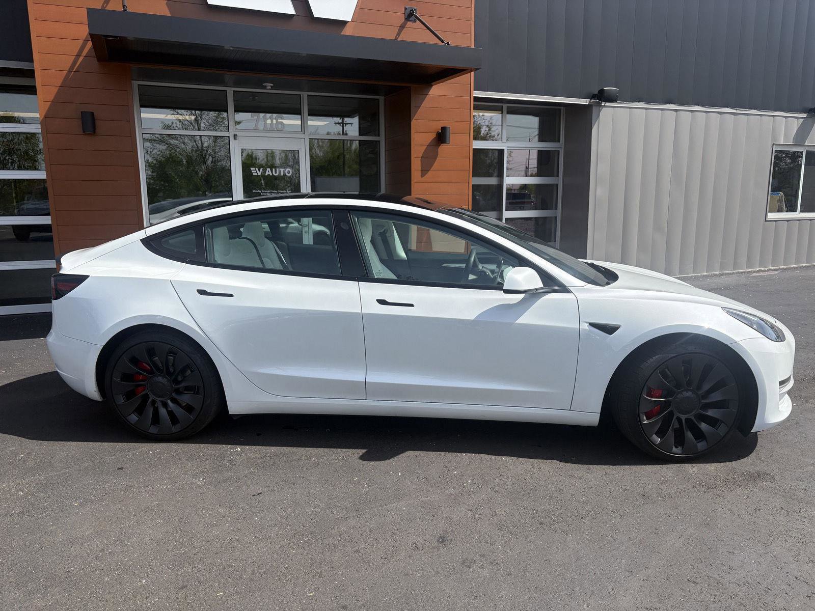 Used 2023 Tesla Model 3 Performance image 6