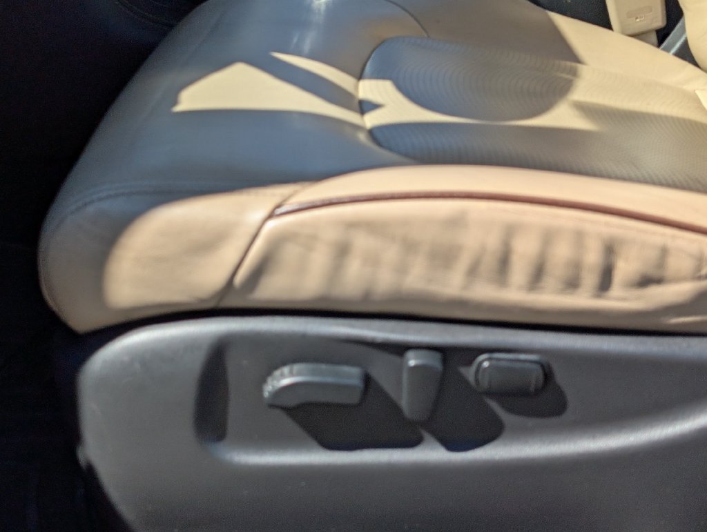 Used 2019 Nissan Armada Platinum w/ Captain's Chairs Package RWD image 14